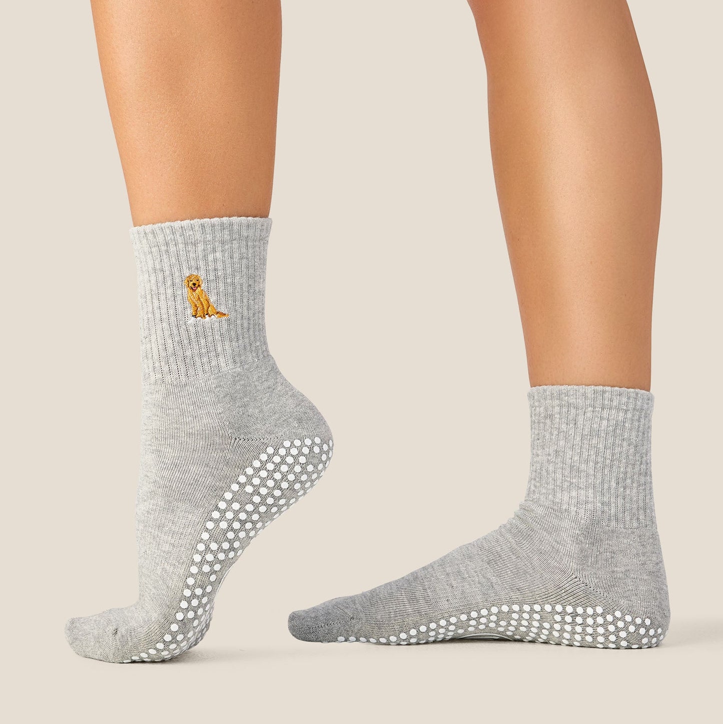 Golden Retriever Grip Socks – Grey